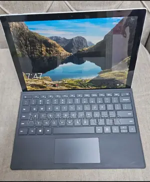 New Laptop Microsoft Surface Pro 7 16GB Intel Core I7 SSD 256GB