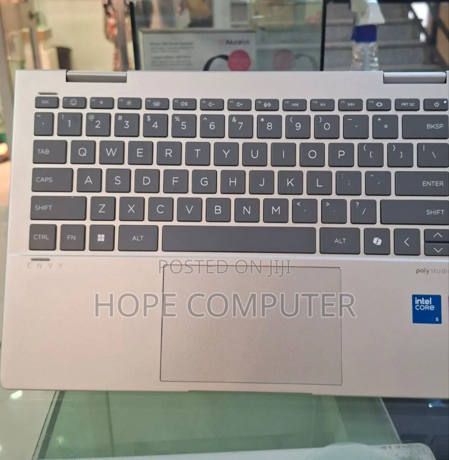 New Laptop HP Envy X360 8GB Intel Core I5 SSD 512GB