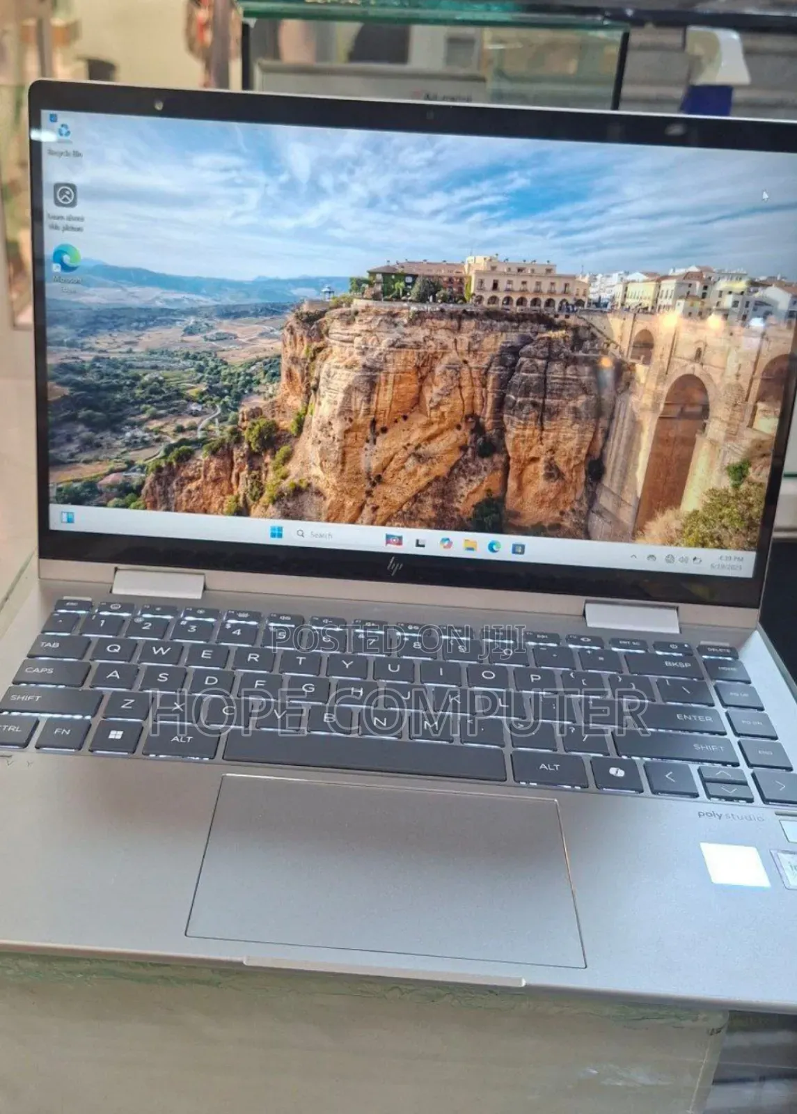 New Laptop HP Envy X360 8GB Intel Core I5 SSD 512GB