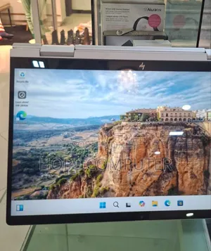 New Laptop HP Envy X360 8GB Intel Core I5 SSD 512GB