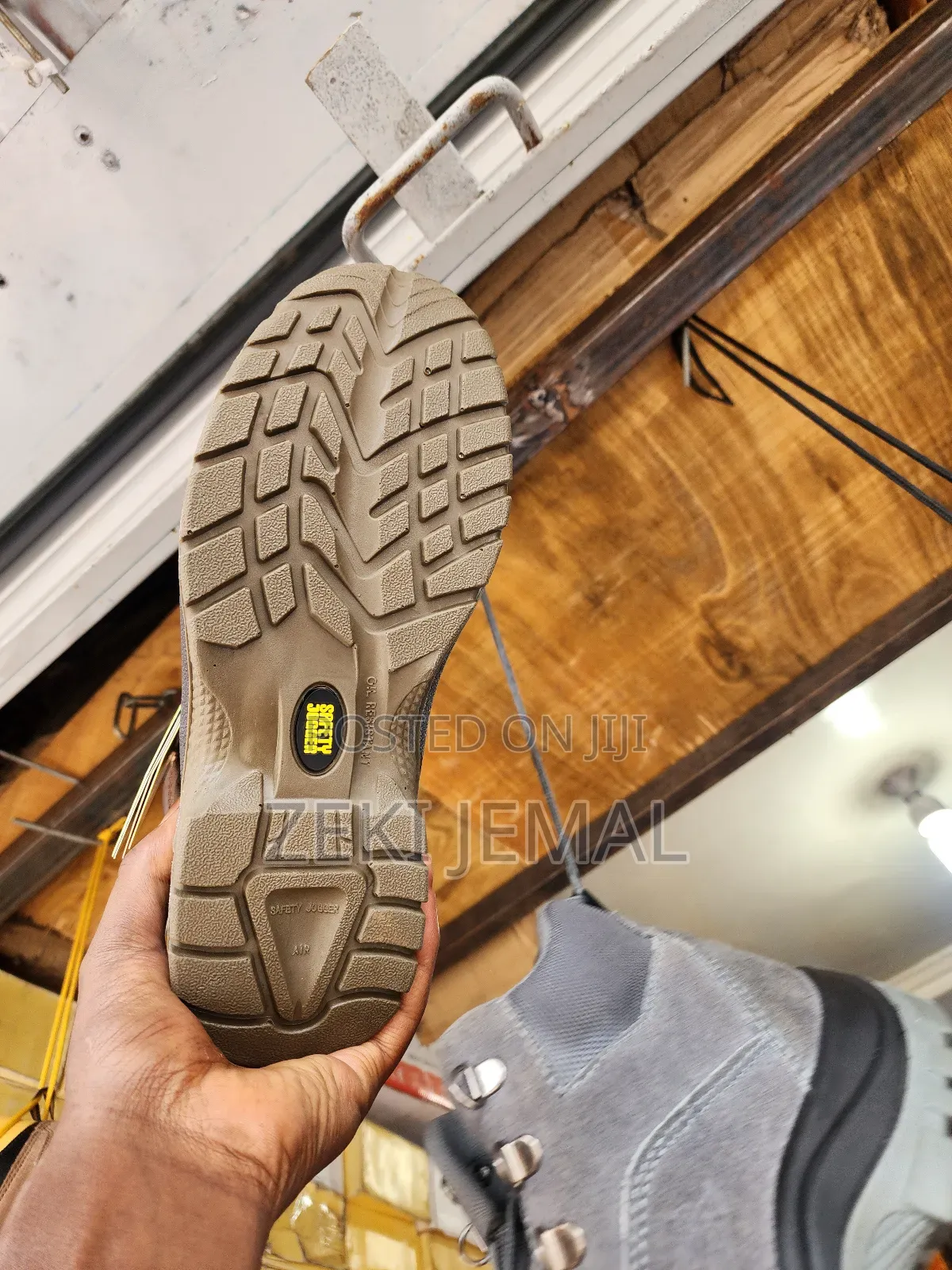 Original Safety Jogger Shose ( ሴፍቲ ጆገር ጫማ )