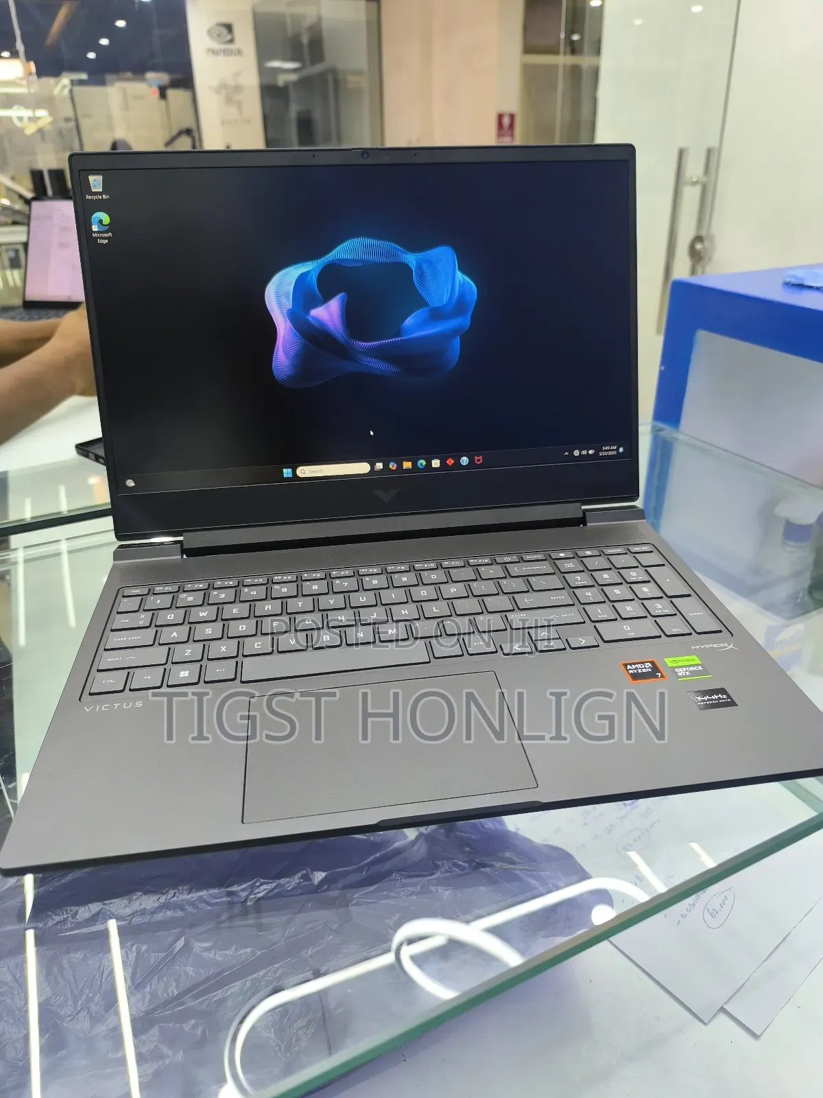 New Laptop HP Victus 16 16GB AMD Ryzen 7 SSD 512GB