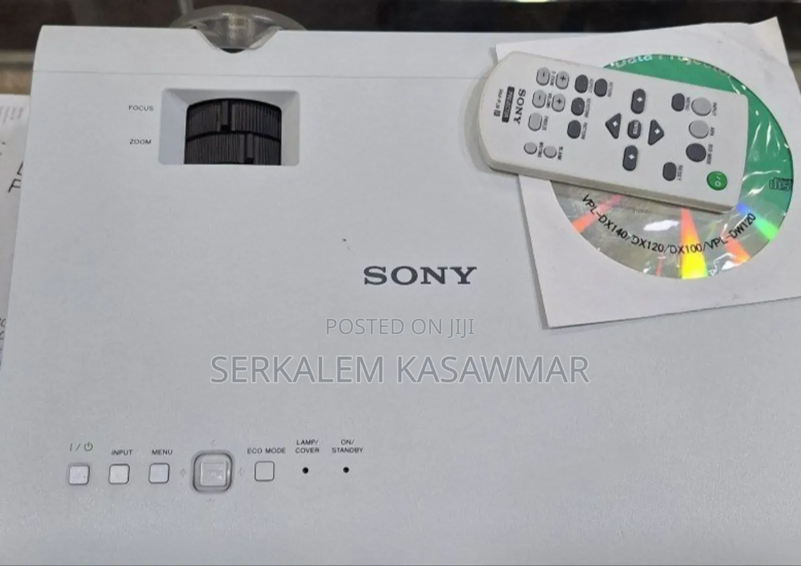 Brand New Sony Projector Model Name VPL-Dx100 W