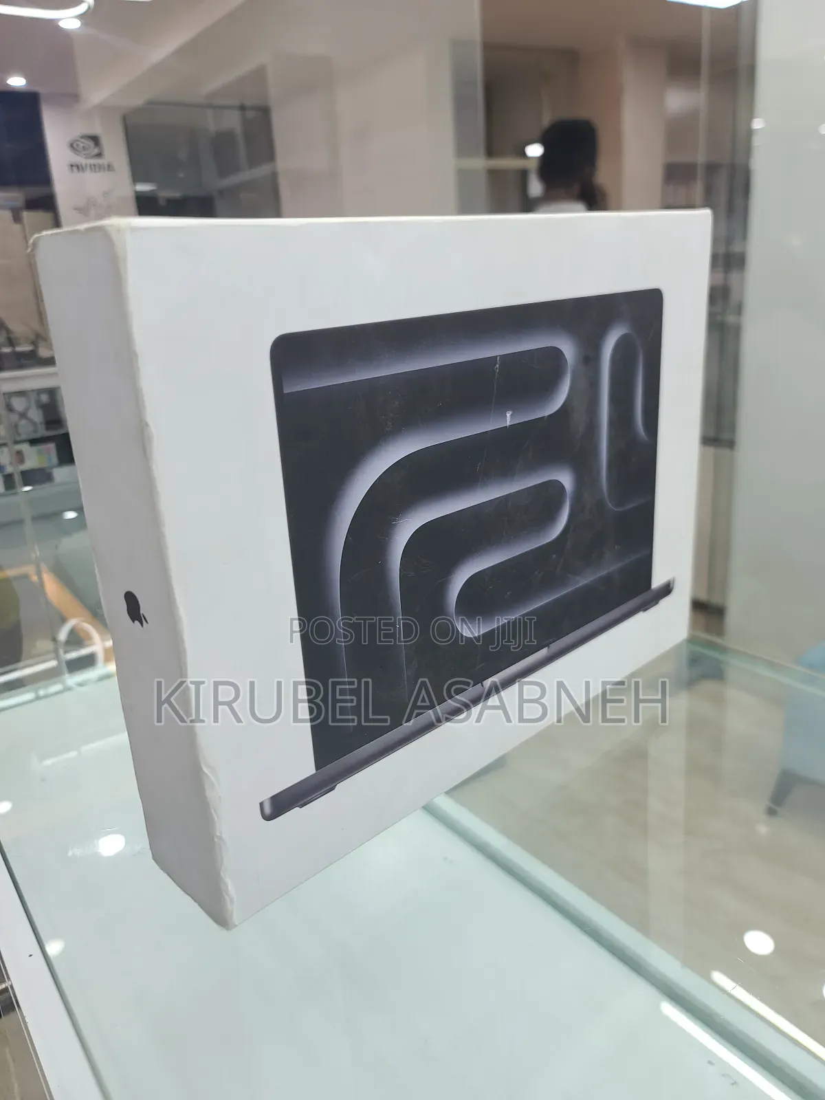 New Apple MacBook Pro 2024 M4 14-Inch 16GB Apple M4 Pro SSD 512GB