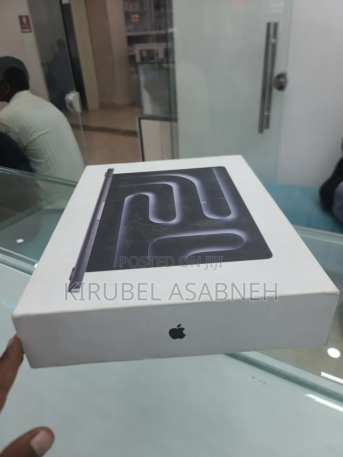 New Apple MacBook Pro 2024 M4 14-Inch 16GB Apple M4 Pro SSD 512GB