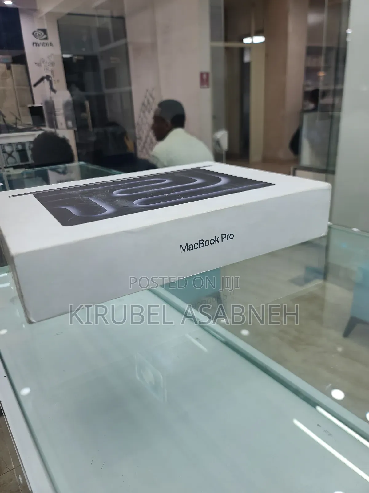 New Apple MacBook Pro 2024 M4 14-Inch 16GB Apple M4 Pro SSD 512GB