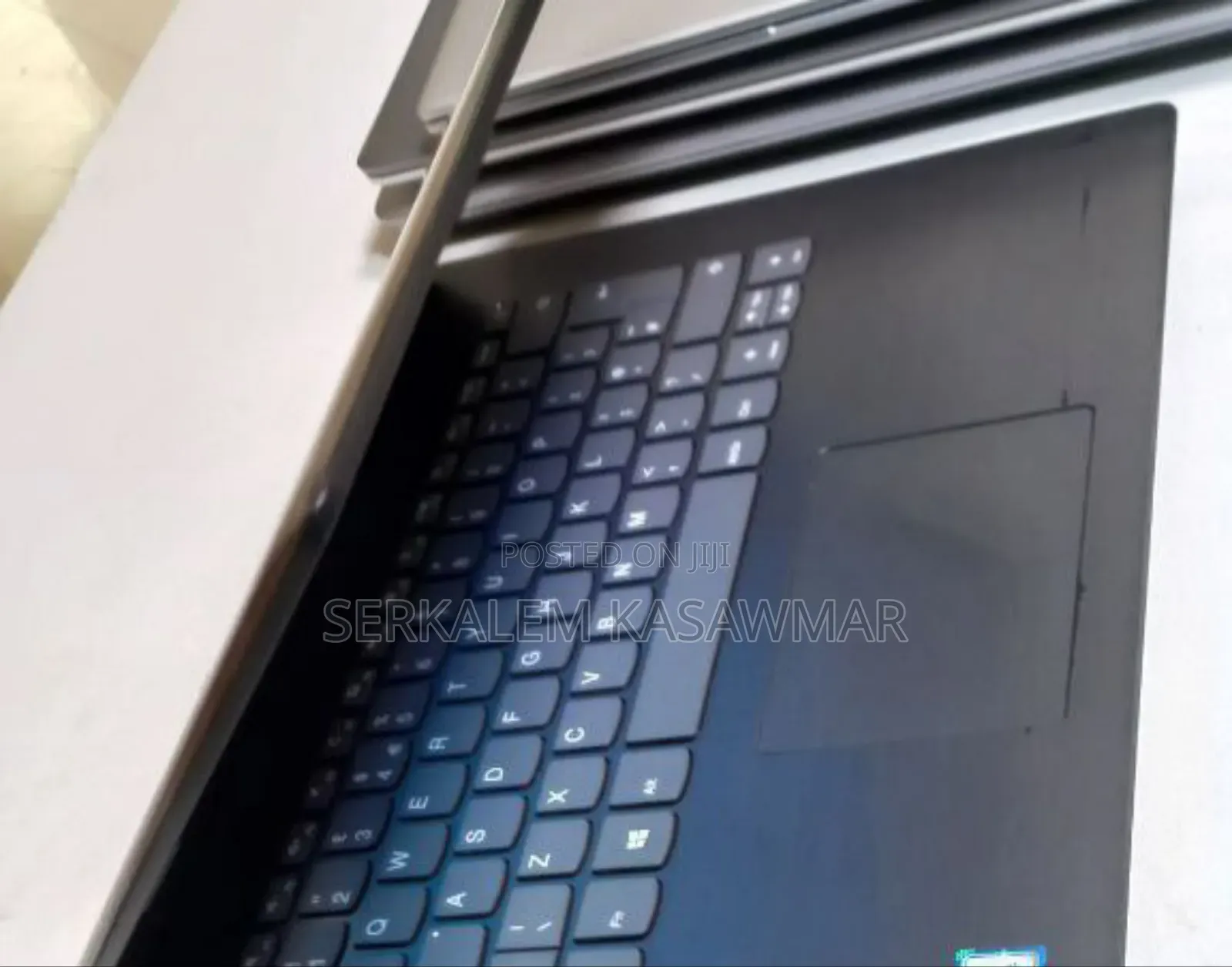 New Laptop Lenovo IdeaPad 320 4GB Intel Core I5 HDD 1T