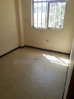 3bdrm Apartment in Around Naswe, Nifas Silk-Lafto for rent