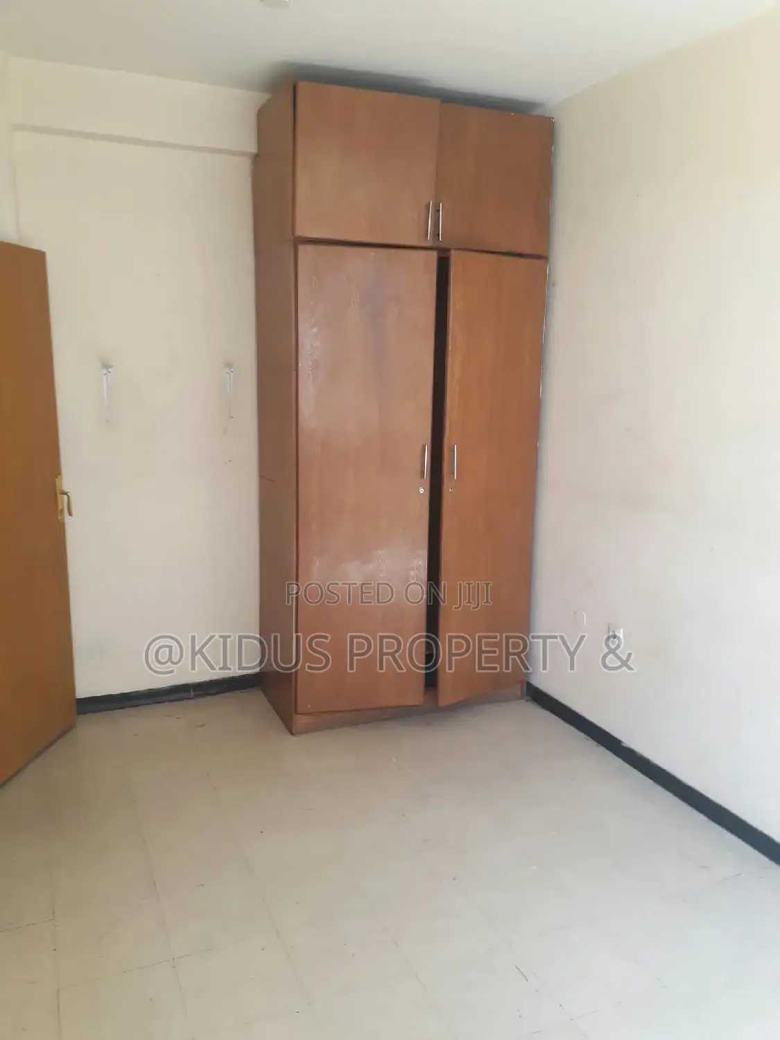 3bdrm Apartment in Around Naswe, Nifas Silk-Lafto for rent
