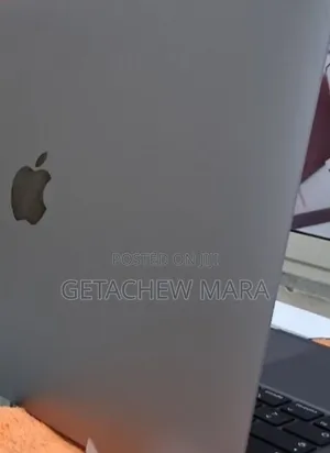 Photo - New Laptop Apple MacBook Air 2020 M1 8GB Intel Core I5 SSD 256GB