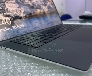 New Laptop Dell XPS 15 16GB Intel Core I7 SSD 512GB