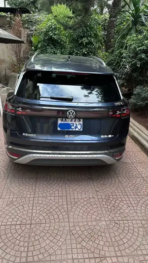 Volkswagen ID.6 2023 Black