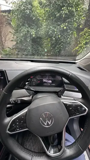 Volkswagen ID.6 2023 Black