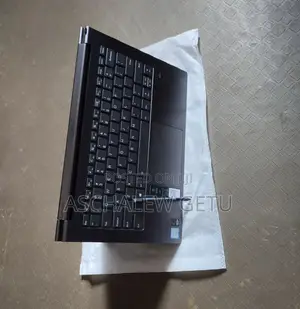 Photo - New Laptop Lenovo Yoga 7i 16GB Intel Core I7 SSD 512GB