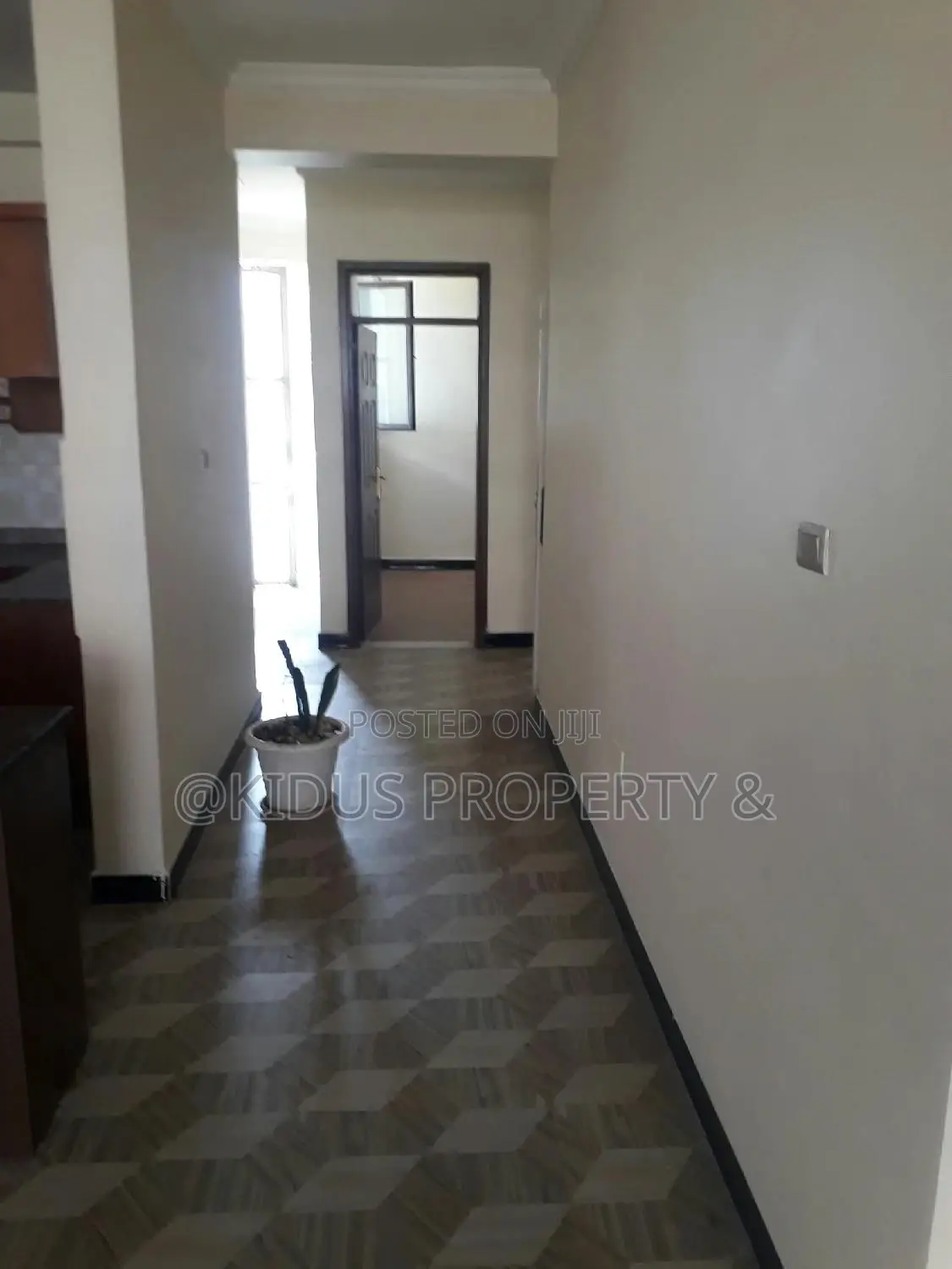 3bdrm Apartment in Nifas Silk-Lafto for rent