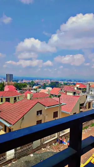 4bdrm Apartment in Zequwala, Bole for sale