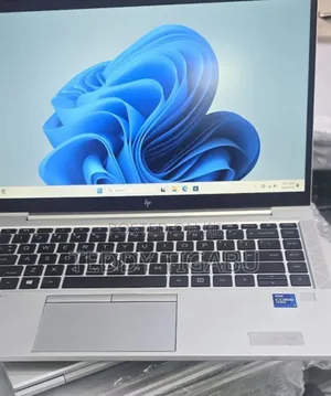 New Laptop HP EliteBook 840 G8 16GB Intel Core I7 SSD 512GB