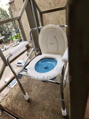 Commode Chair凹痕commode Chair跟蹤poty Chair出來commode Chair