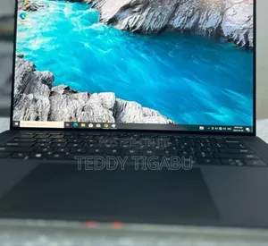 Photo - New Laptop Dell XPS 15 4GB Intel Core I7 SSD 512GB