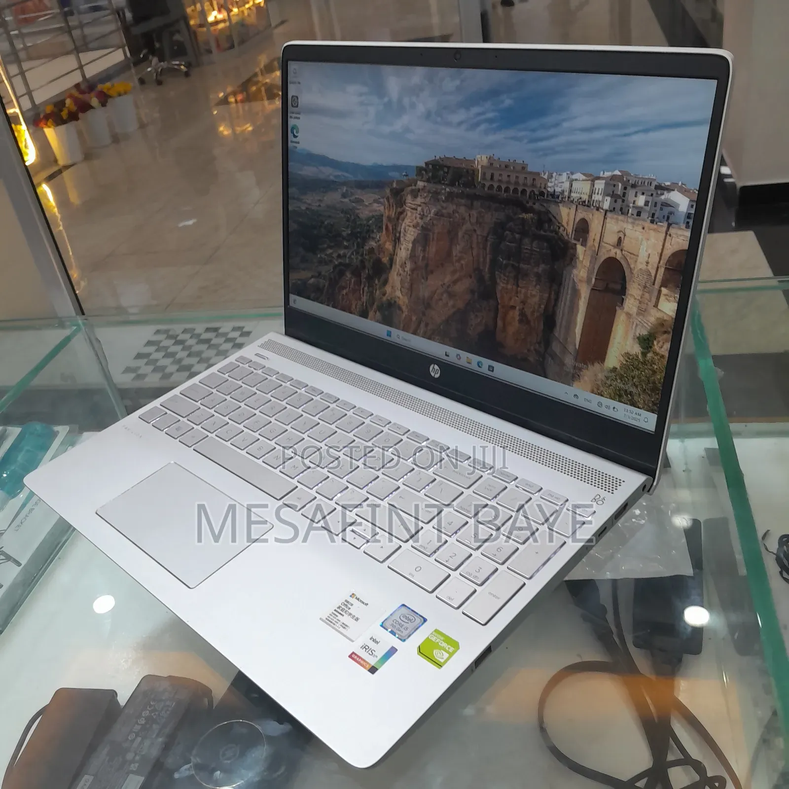 New Laptop HP Pavilion 13 16GB Intel Core I5 SSD 512GB