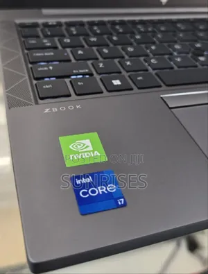 Photo - New Laptop HP ZBook Firefly G8 16GB Intel Core I7 SSD 512GB