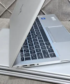 New Laptop HP EliteBook 840 G8 16GB Intel Core I7 SSD 512GB