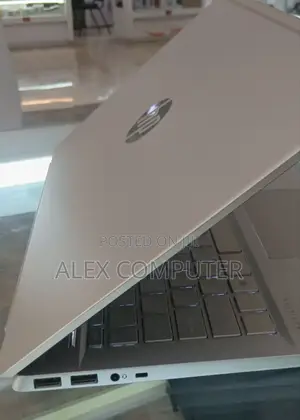 New Laptop HP Pavilion 14 16GB Intel Core I7 SSD 512GB