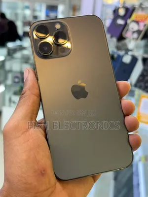 Photo - Apple iPhone 13 Pro Max 128 GB Black