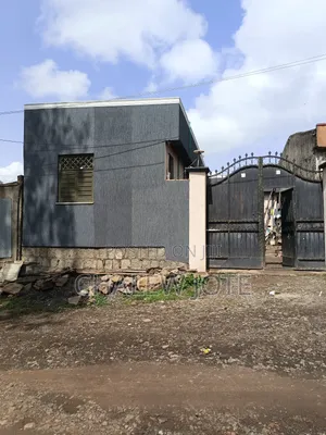 4bdrm House in Residential House, Oromia-Finfinne for sale