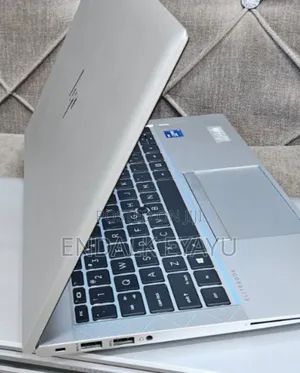 New Laptop HP EliteBook 840 G8 16GB Intel Core I7 SSD 512GB