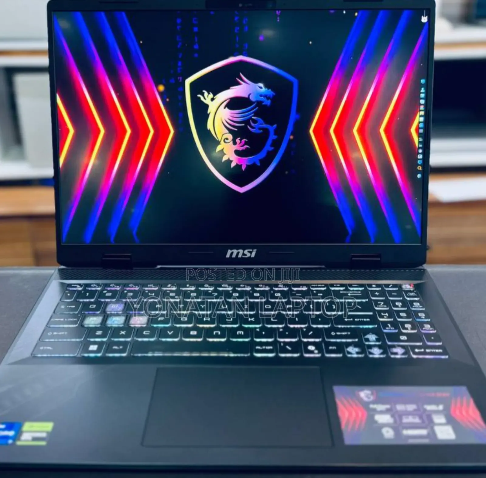 New Laptop MSI Crosshair 17 16GB Intel Core I7 SSD 1T