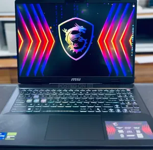 New Laptop MSI Crosshair 17 16GB Intel Core I7 SSD 1T