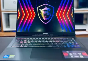 New Laptop MSI Crosshair 17 16GB Intel Core I7 SSD 1T