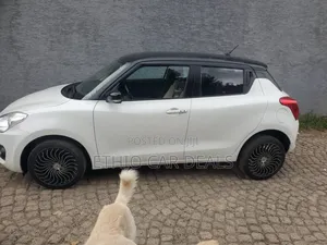 Suzuki Swift 2022 White
