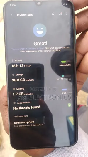 Photo - Samsung Galaxy A30 64 GB Green