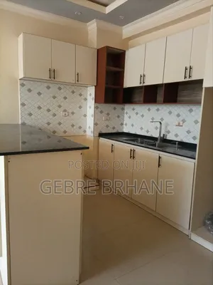 3bdrm Apartment in Apartment, Yeka for rent