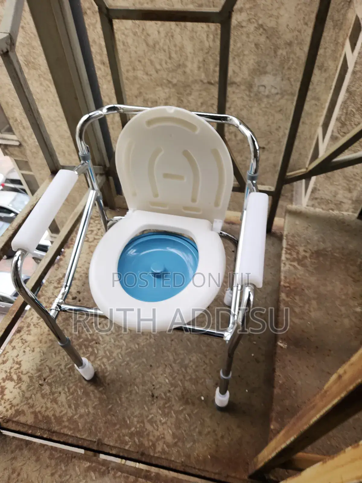 Commode Chair器官commode Chair吧众toilet Seat滿足poty Chair New