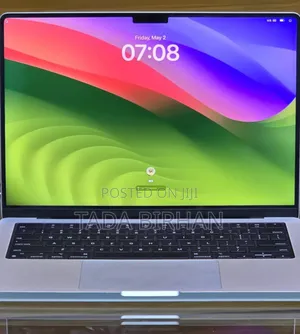 New Apple MacBook Pro 2023 M3 14-Inch 8GB Intel Core M3 SSD 512GB