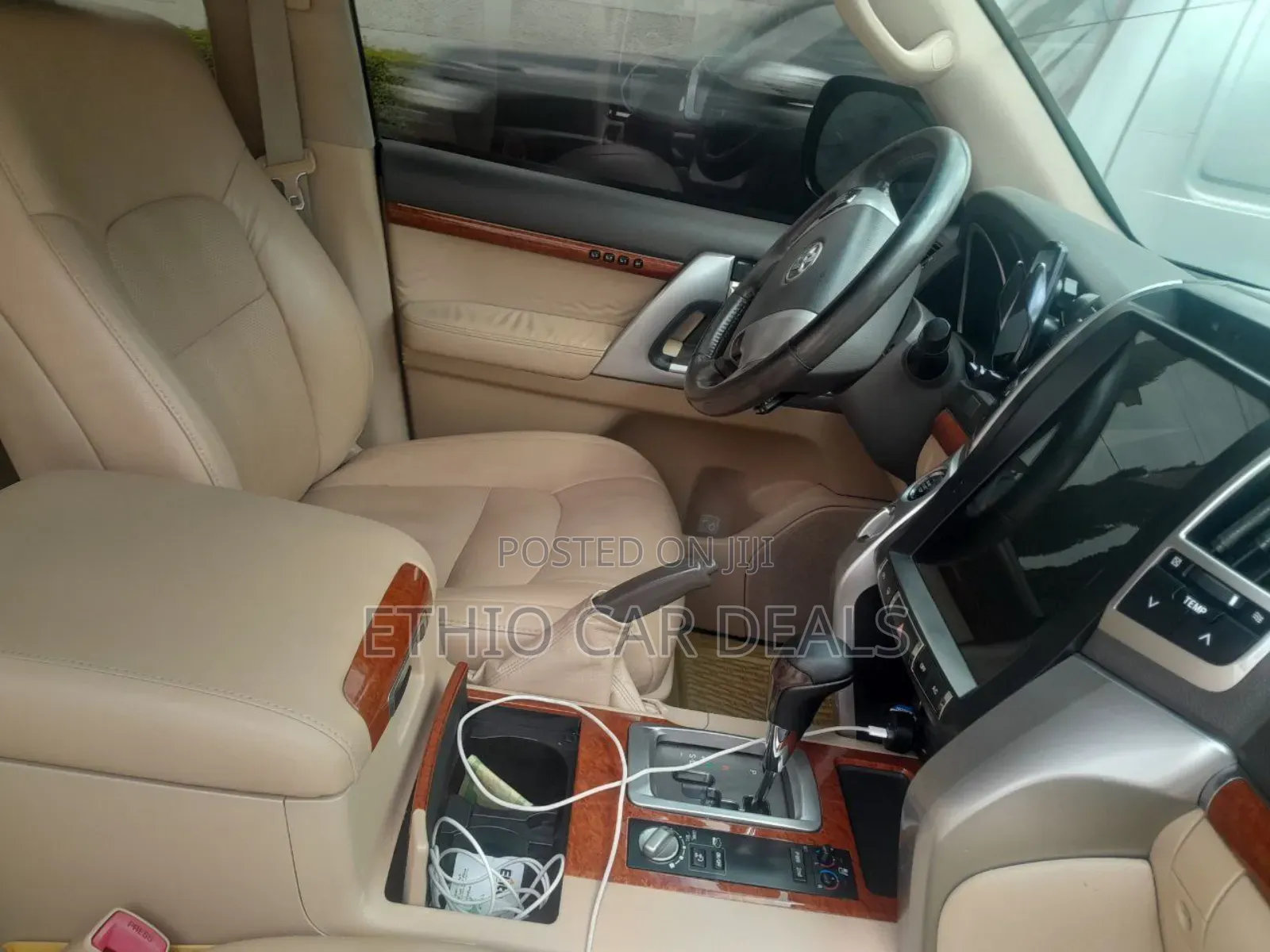 Toyota Land Cruiser 4.5 V8 VXR 2015 Black