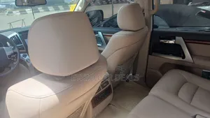 Toyota Land Cruiser 4.5 V8 VXR 2015 Black