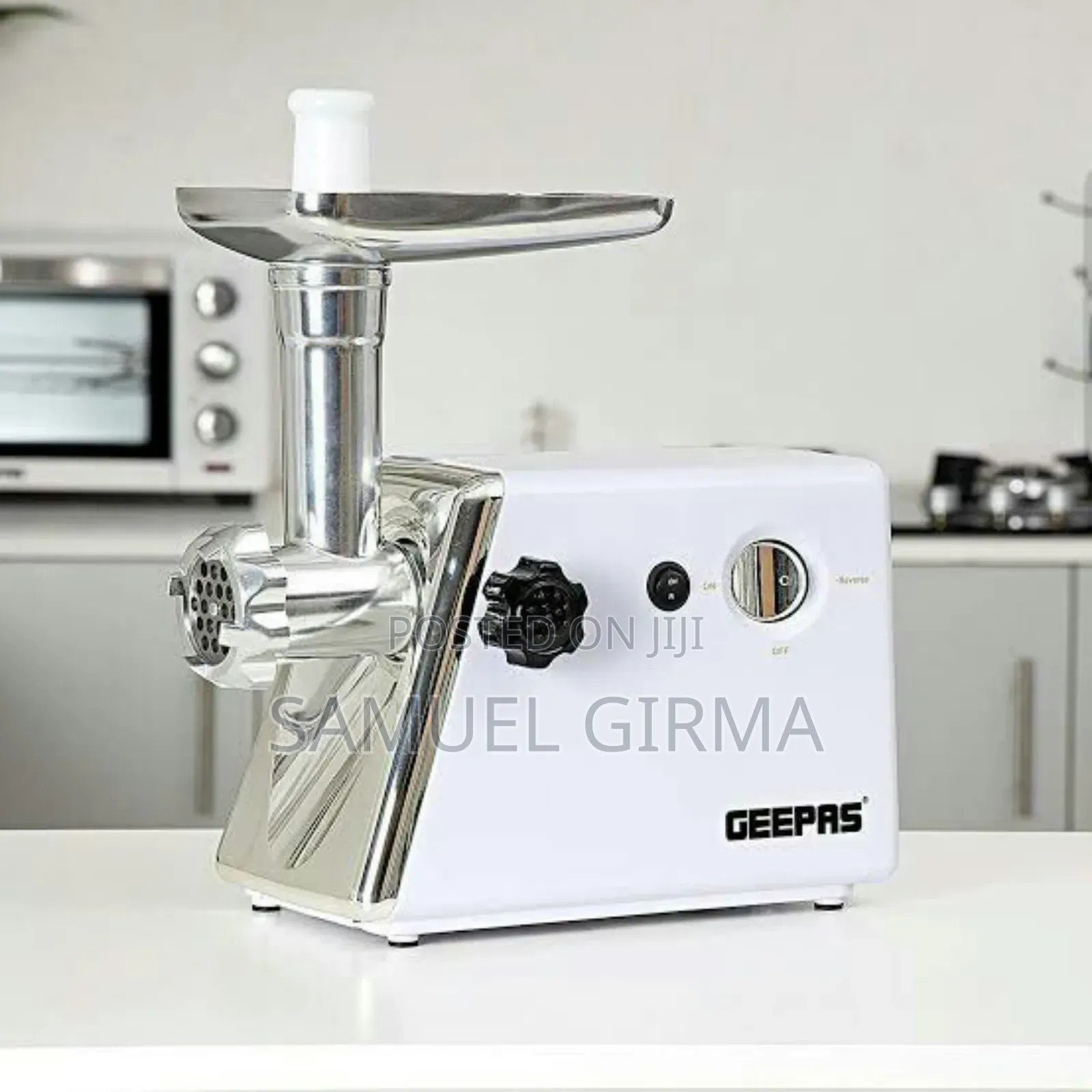 2000 Watts Geepas Meat Grinder