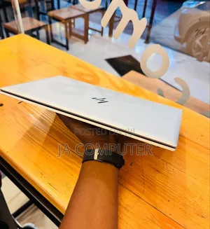 New Laptop HP EliteBook 830 G7 16GB Intel Core I5 SSD 512GB