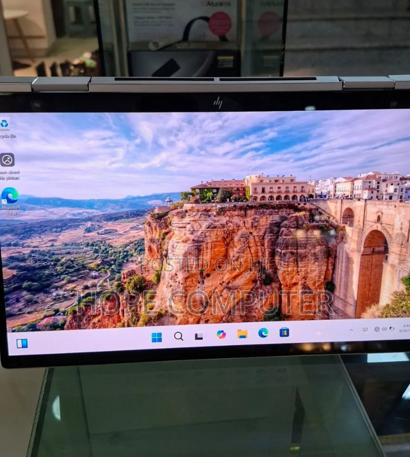 New Laptop HP Envy X360 16GB Intel Core I7 SSD 1T