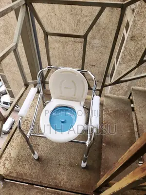 Commode Chair吧畾toilet Chair跟進poty Chair Commode Chair New