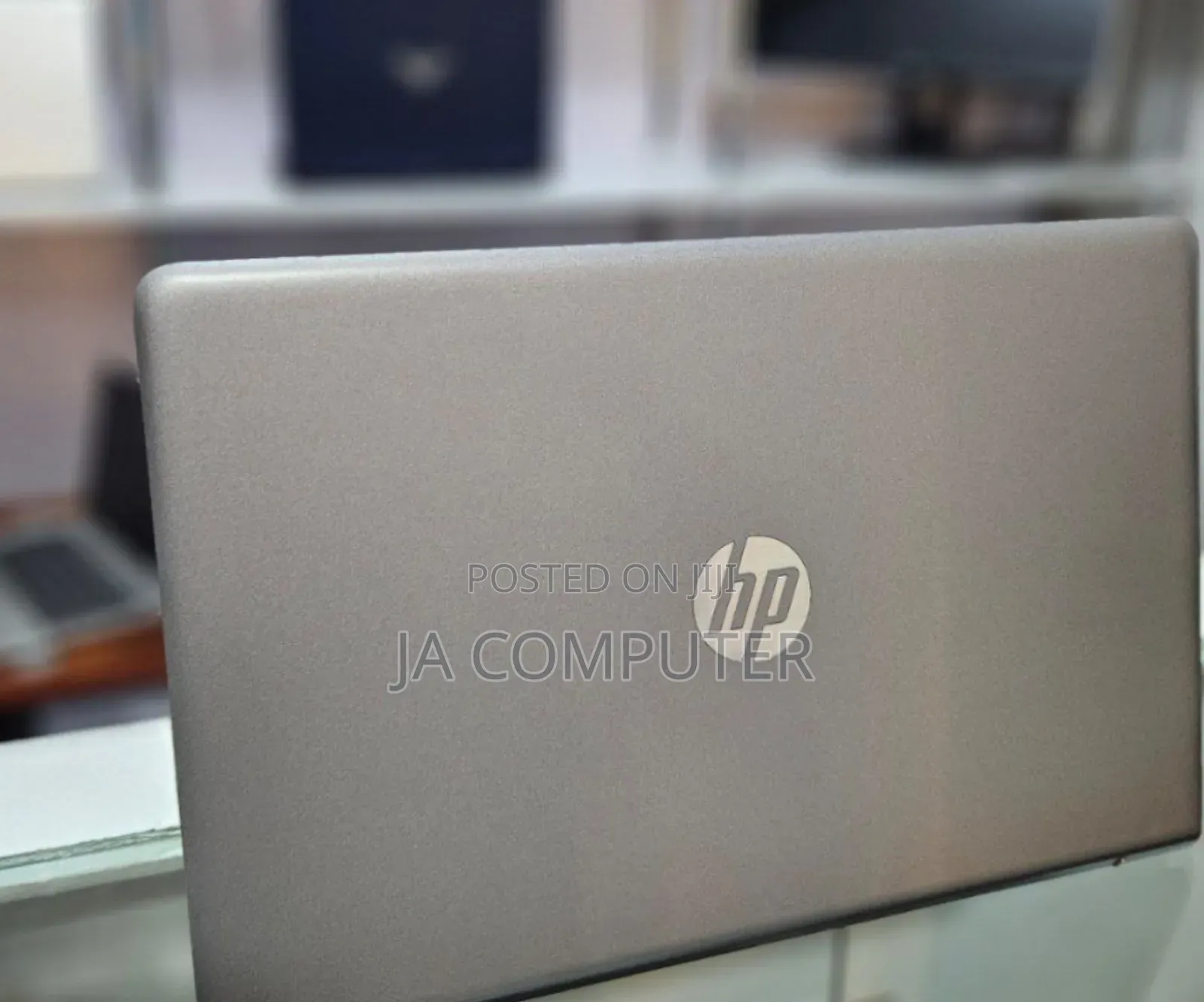 New Laptop HP Pavilion 15 8GB Intel Core I5 SSHD (Hybrid) 1.5T