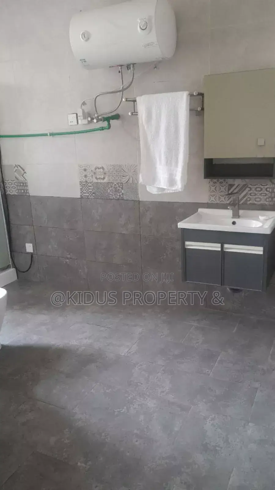 Furnished 3bdrm Apartment in Sare Beate, Nifas Silk-Lafto for rent