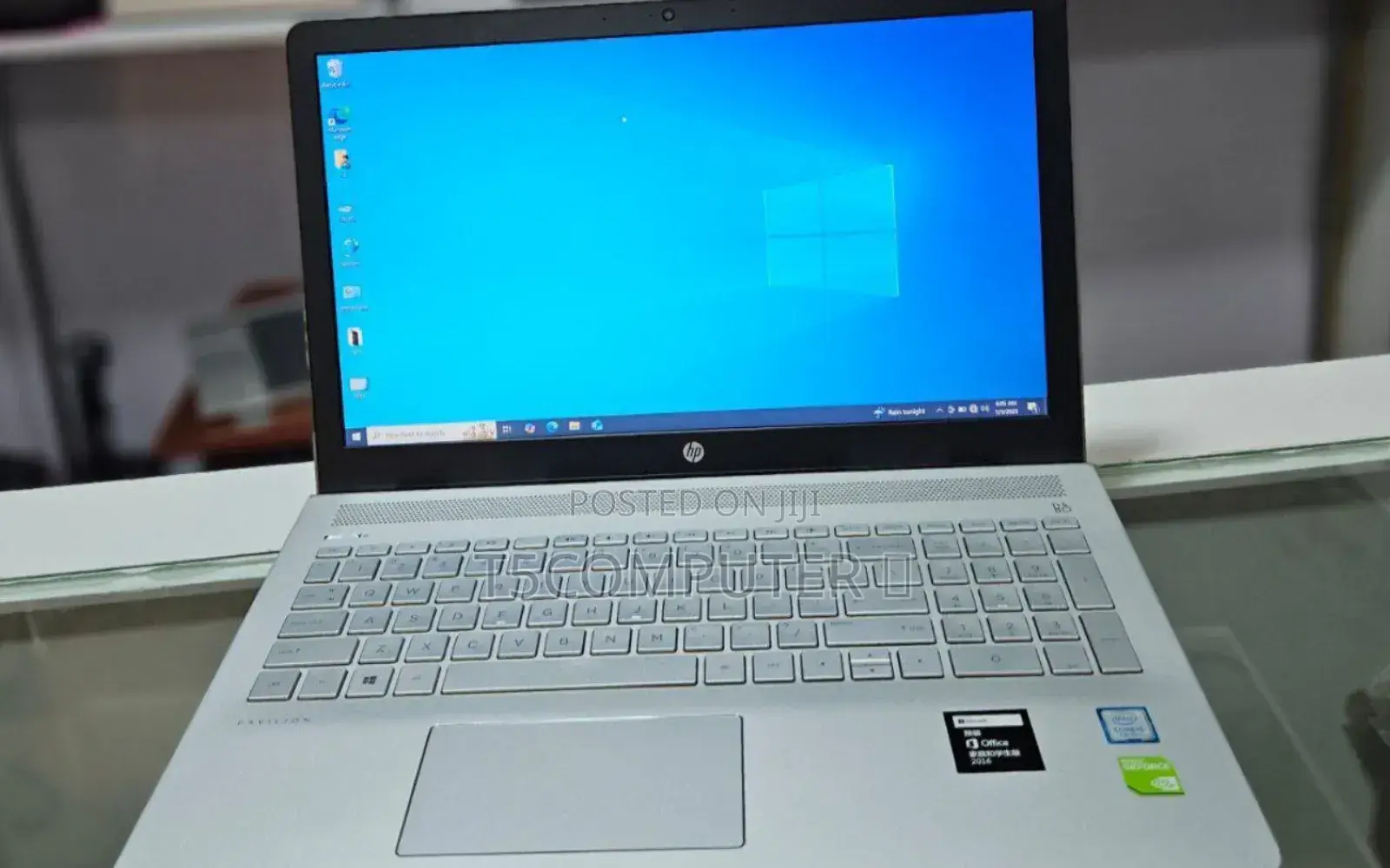 New Laptop HP Pavilion Gaming 15 2019 8GB Intel Core I5 SSD 1T