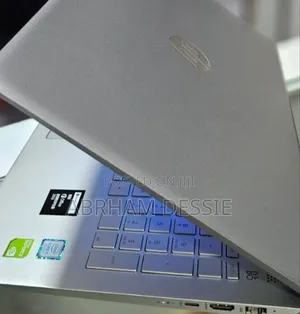 New Laptop HP Pavilion 15 8GB Intel Core I5 SSD 1T