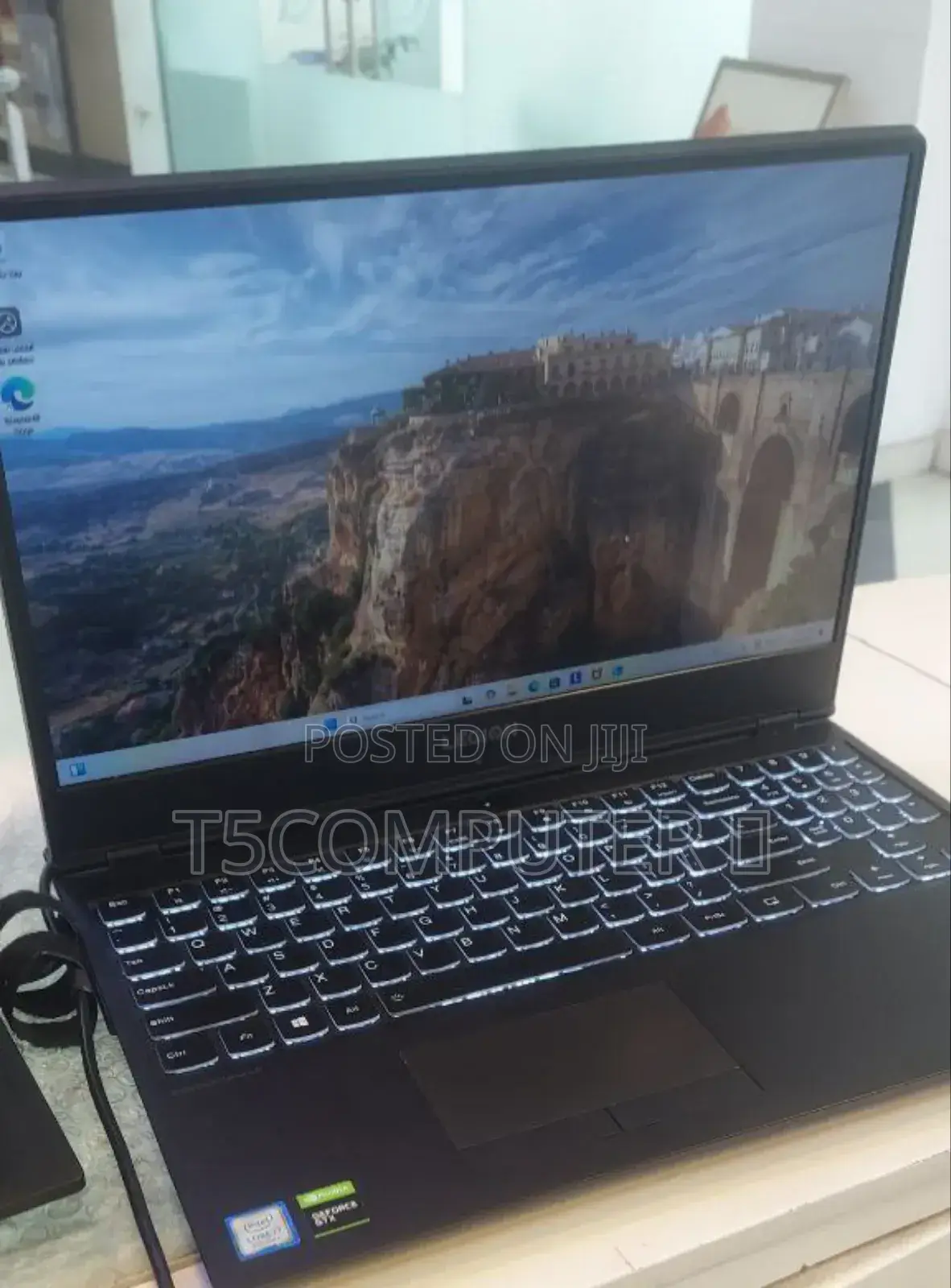 New Laptop Lenovo 16GB Intel Core I7 SSD 512GB