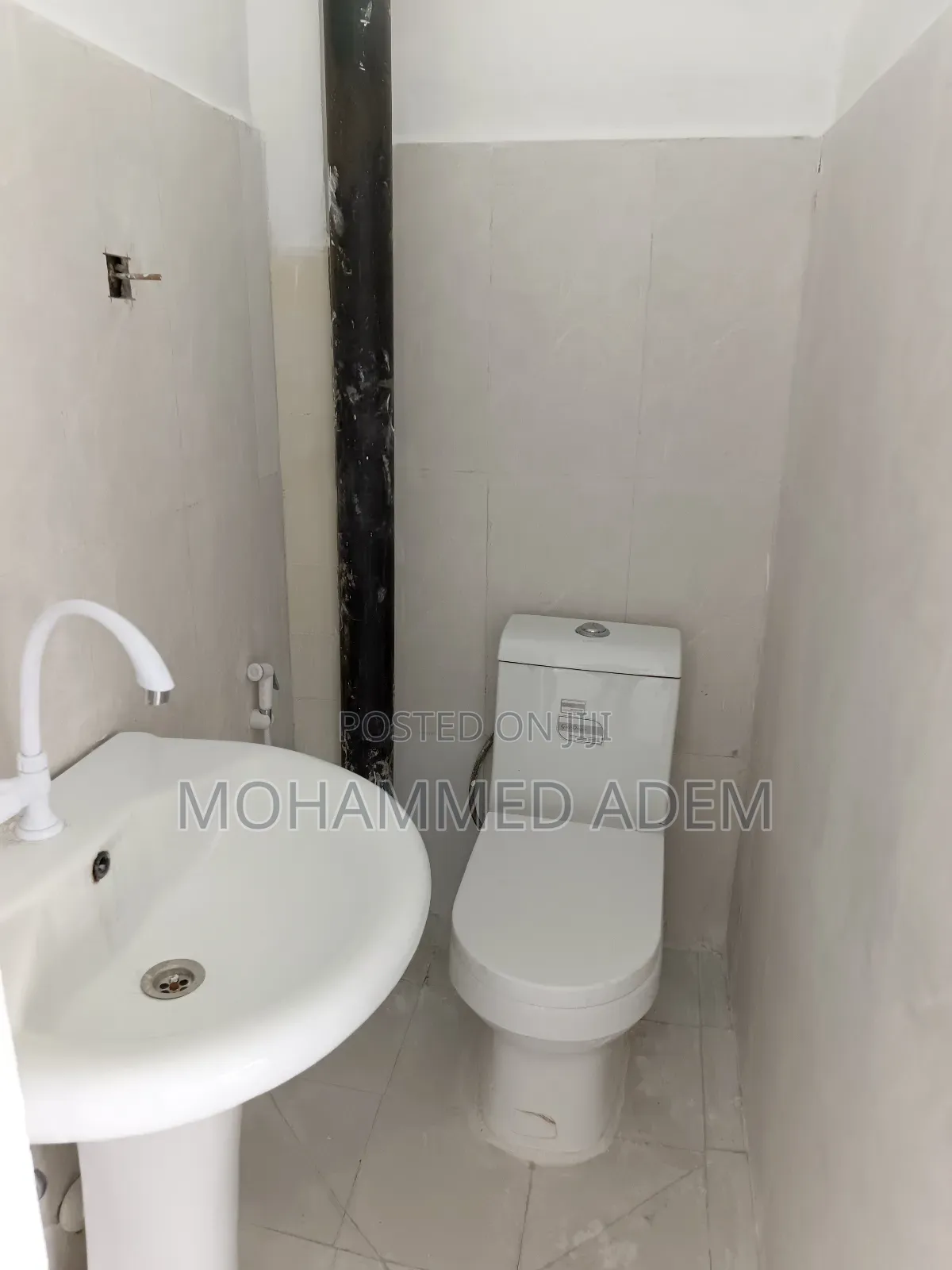 አያት ሞል የሚሸጥ ሡቅ / Ayat Mall Shop for Sale